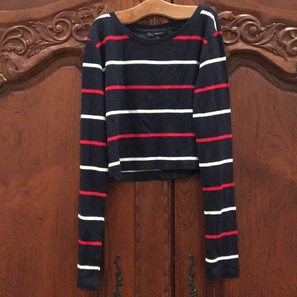 H&M Tops - H&M red, white and navy striped crop top